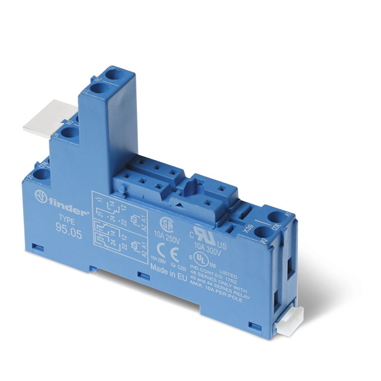 Type 95.05 socket with screw (box clamp) terminals Finder